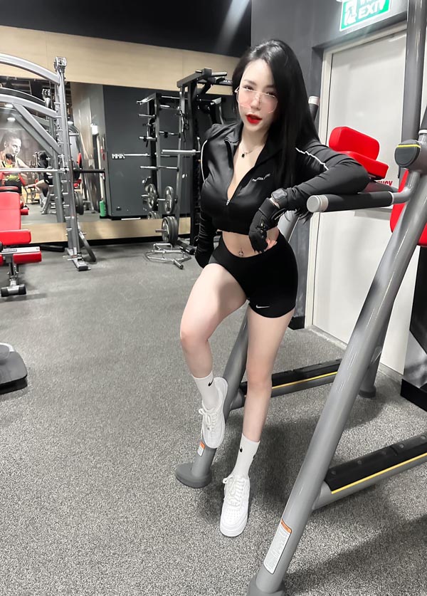 Gummii bxxr แจกวาร์ป พริตตี้ ผมสั้น กัมมี่แบร์ หุ่นแน่น เซ็กซี่ น่าโดน 18+ 4