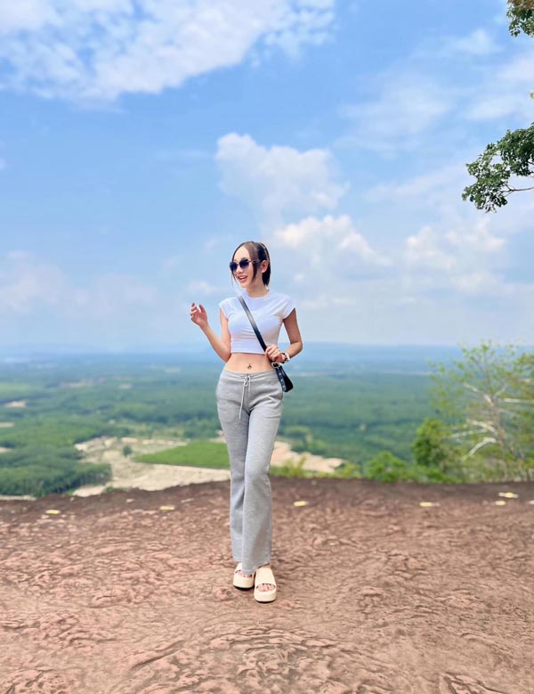 MaLiw Miw นางแบบ พริตตี้ มะหลิว หมิว หุ่นเอ็กซ์ ดาวทวิต บิกินี่ ยั่ว 18+ 4