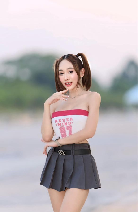 MaLiw Miw นางแบบ พริตตี้ มะหลิว หมิว หุ่นเอ็กซ์ ดาวทวิต บิกินี่ ยั่ว 18+ 5