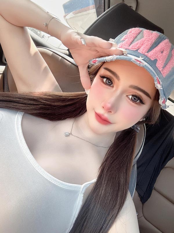 Zee bow พริตตี้ หุ่นแน่น จับเต็มมือ น้อง ซีโบว์ ดาวติ๊กต็อค อกใหญ่ 18+ 5