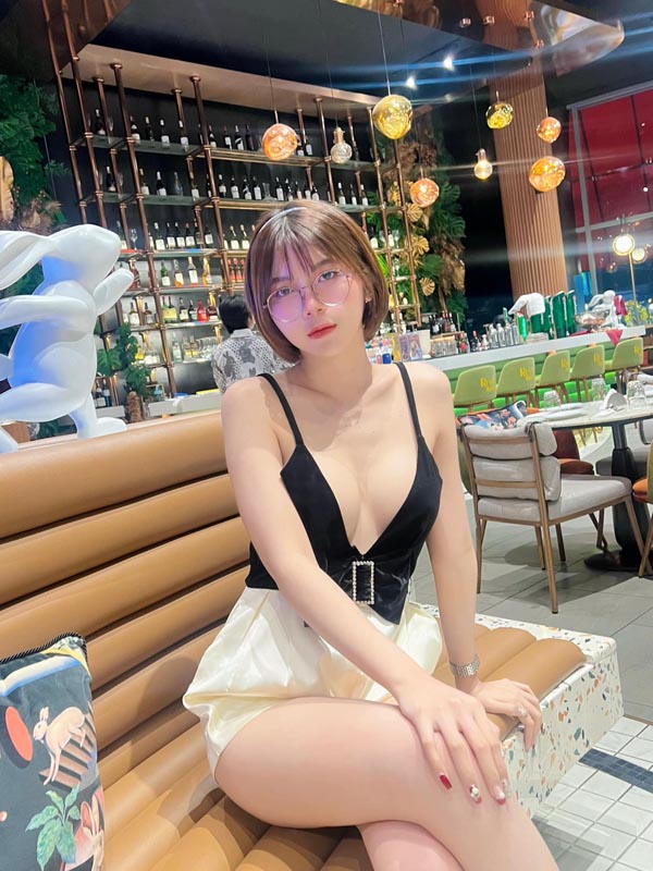 kwan kansuda แจกวาร์ป ขวัญ กัลย์สุดา สาวแว่น นางแบบ Onlyfans 18+ 25