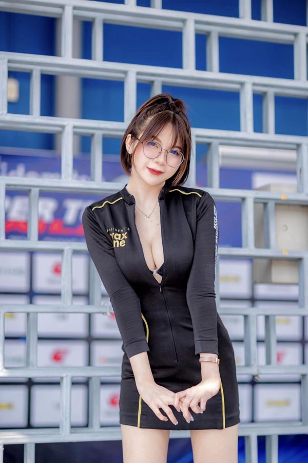kwan kansuda แจกวาร์ป ขวัญ กัลย์สุดา สาวแว่น นางแบบ Onlyfans 18+ 9