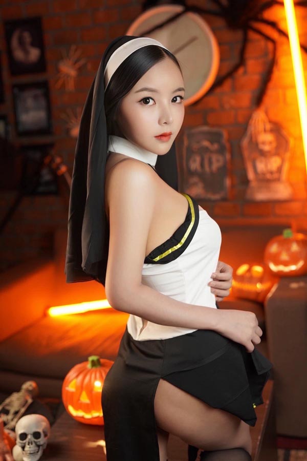 kwan theerawan แจกวาร์ป ขวัญ ธีรวรรณ นางแบบ Cup E บิกินี่ เด็ด 18+ 6