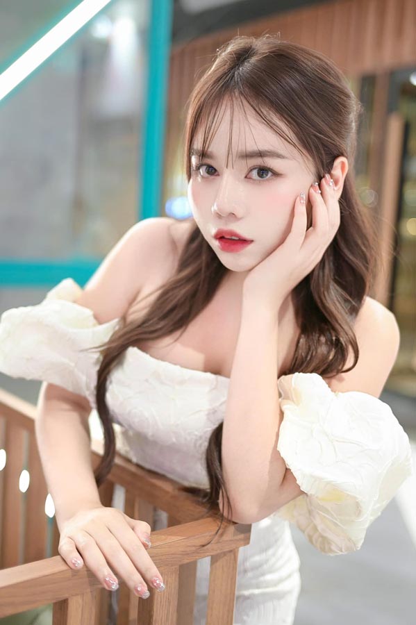 chino สาวอวบ น้อง ชิโนะ หมวยอินเตอร์ เซ็กซี่ ขยี้ใจ Onlyfans เด็ด 18+ 12
