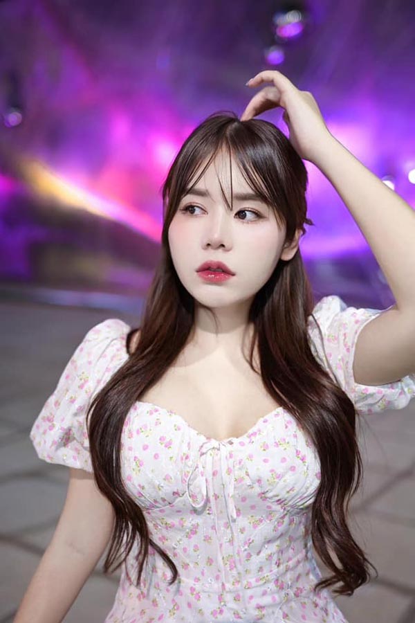 chino สาวอวบ น้อง ชิโนะ หมวยอินเตอร์ เซ็กซี่ ขยี้ใจ Onlyfans เด็ด 18+ 2