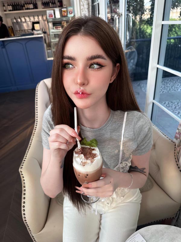 Jessie Vard 6