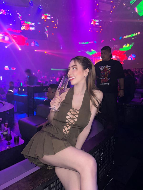 avanayplex แจกวาร์ป เอวาเนเปิ้ล พริตตี้ อกตูม ดาวติ๊กต็อค บิกินี่ ยั่ว 18+ 14