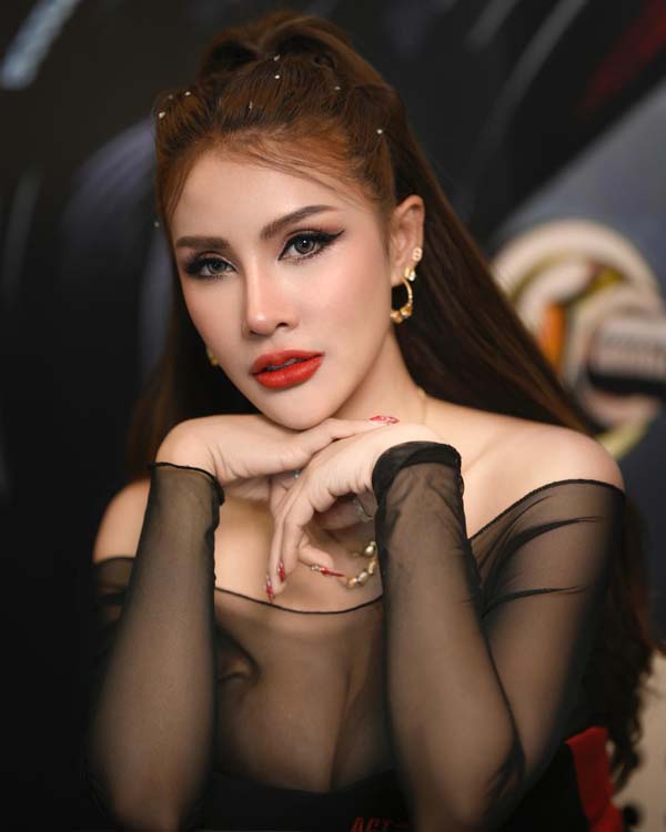 fhm deuna แจกวาร์ป เดือน พริตตี้ หน้าคม อกโต Onlyfans เซ็กซี่ 18+ 23