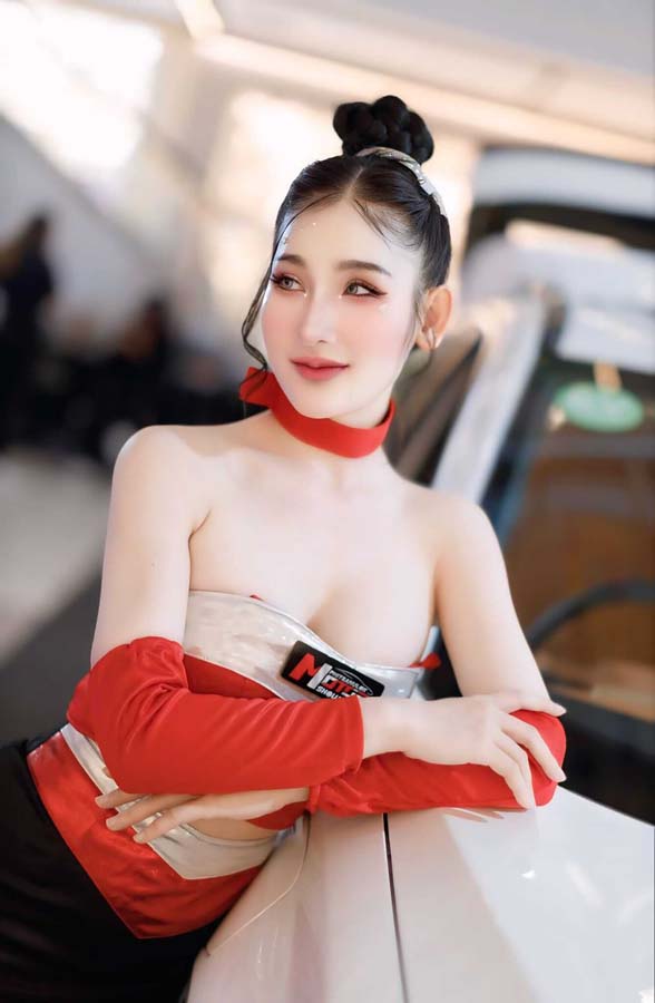 Jernny Pasicha แจกวาร์ป เจินนี่ ปาสิชา นางแบบ Cosplay อกใหญ่ 18+ 2