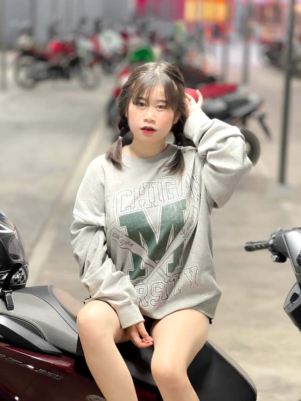 Fah Siriyakorn แจกวาร์ป ฟ้า น้อย สาวอวบ อกเด้ง ดาวติ๊กต็อค ยั่ว 18+ 17