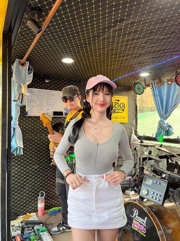 praewa taiyang แจกวาร์ป แพรวา ดาราภัส ดาวติ๊กต็อค ยั่ว อกใหญ่ 18+ 19