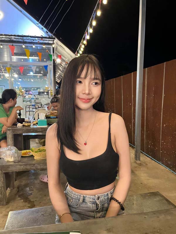 praewa taiyang แจกวาร์ป แพรวา ดาราภัส ดาวติ๊กต็อค ยั่ว อกใหญ่ 18+ 2
