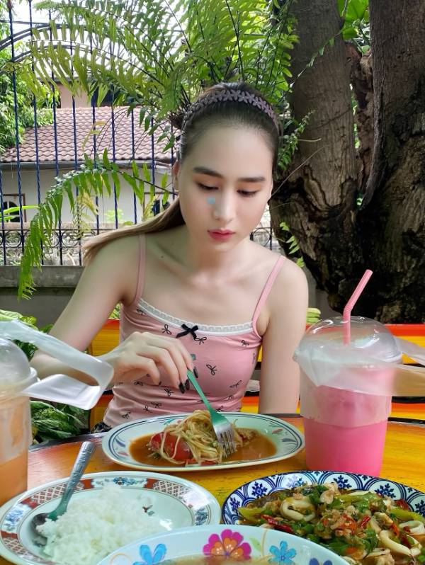 Baby Katty แจกวาร์ป น้อง แคทตี้ ไอดอล สาวหวาน หุ่นเอ็กซ์ ก้นสวย 18+ 18