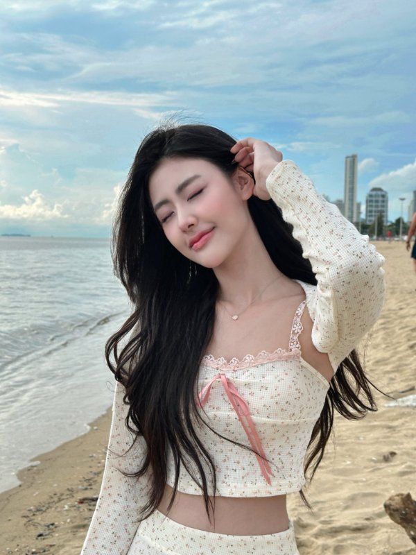 Gygee แจกวาร์ป น้อง จีจี้ สาวน้อย หน้าหวาน BNK48 น่ารัก หุ่นแซ่บ 18+ 7
