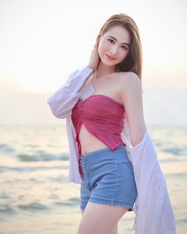 Baby Katty แจกวาร์ป น้อง แคทตี้ ไอดอล สาวหวาน หุ่นเอ็กซ์ ก้นสวย 18+ 24
