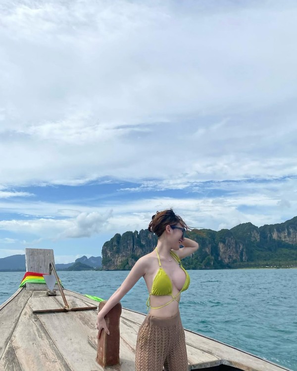 Money แจกวาร์ป น้อง อิง มัณฑนา หมวย เอ็กซ์ หน้าเซ็กซ์ อกขาว 18+ 24