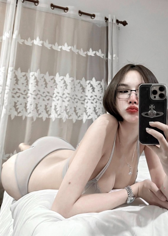 Evefariii แจกวาร์ป น้อง อีฟ พริตตี้สาว ตัวแม่ ขาวสวย ผมสั้น หุ่นเอ็กซ์ 18+ 39