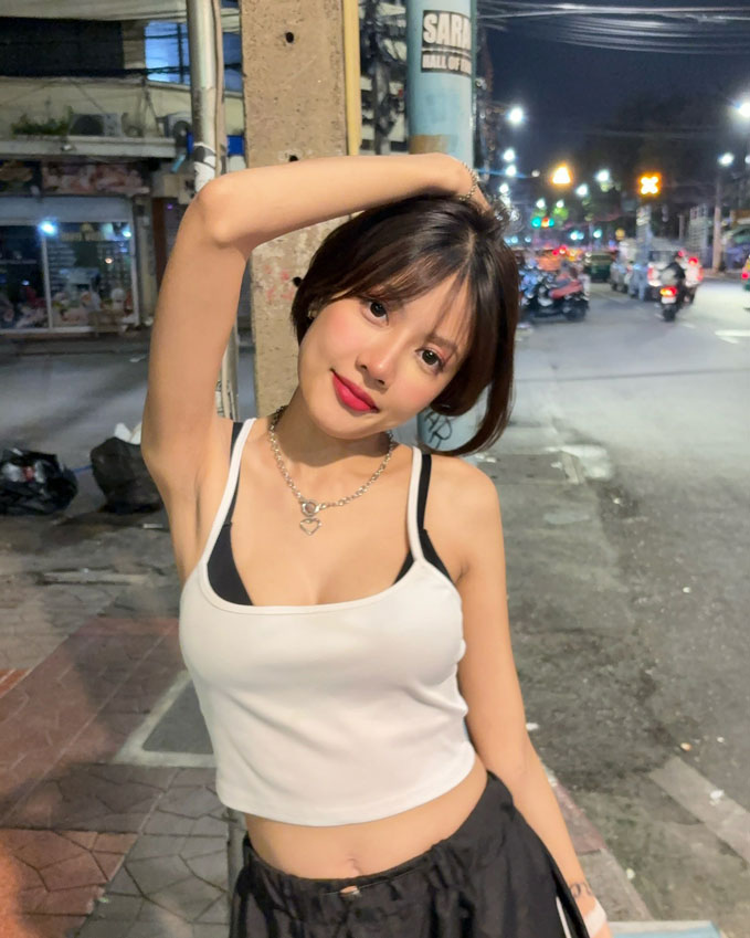 Valniez24 แจกวาร์ป อนา ไอดอล ตัวเล็ก หุ่นเอ็กซ์ อกสวย อมชมพู 18+ 37