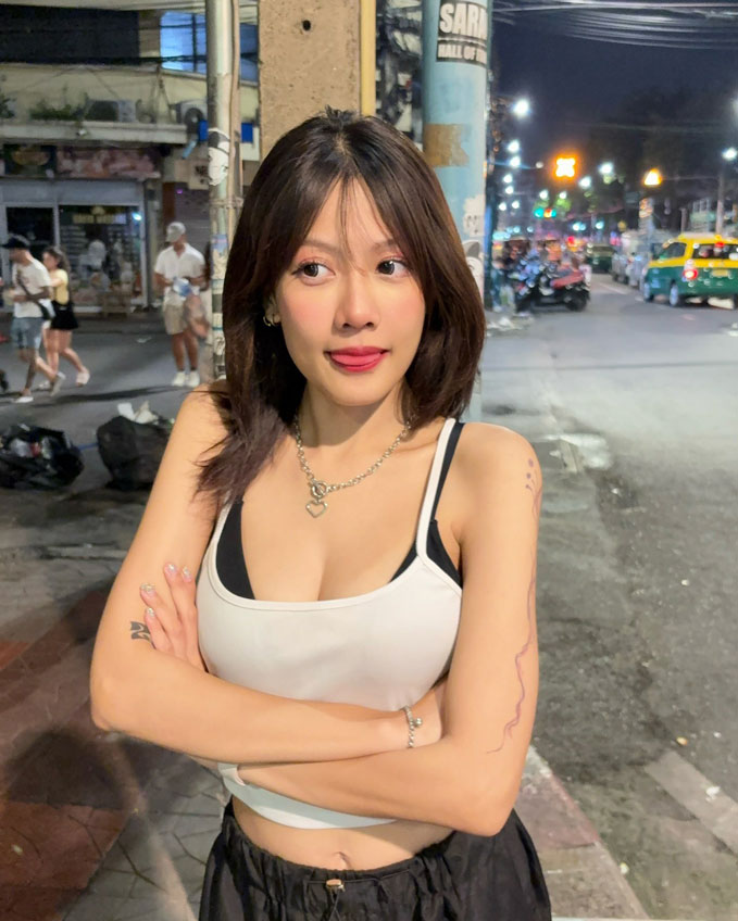 Valniez24 แจกวาร์ป อนา ไอดอล ตัวเล็ก หุ่นเอ็กซ์ อกสวย อมชมพู 18+ 39